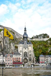 Blick auf Dinant